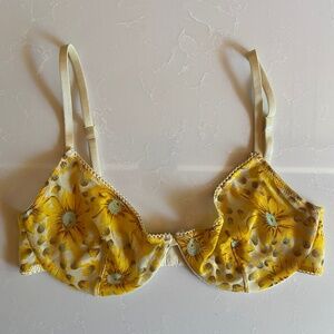 Out From Under Urban Outfitters Yellow Sunflower Mesh Bra w/ Underwire Size 32D